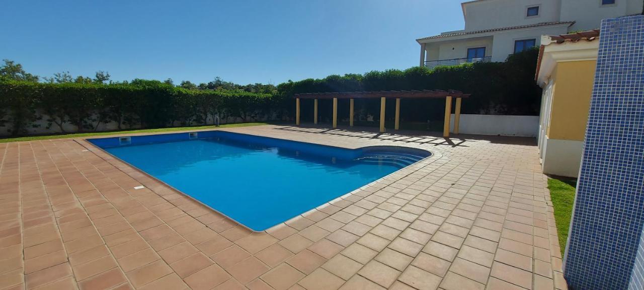 Apartamento Piscina 5 Minutos Praia Alcantarilha Eksteriør billede