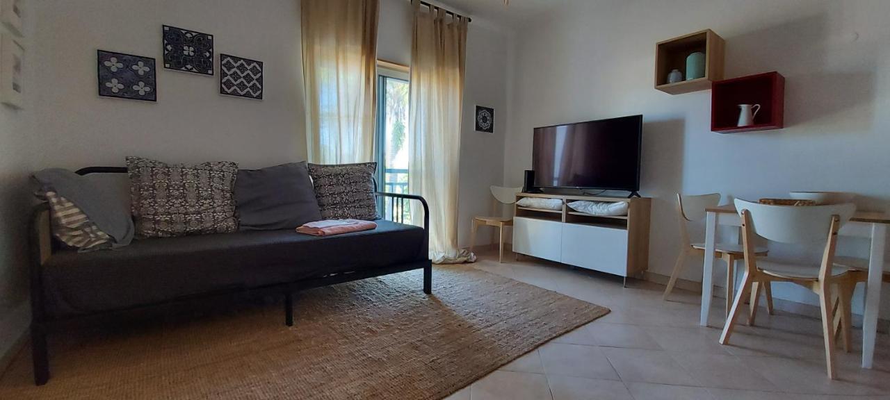 Apartamento Piscina 5 Minutos Praia Alcantarilha Eksteriør billede