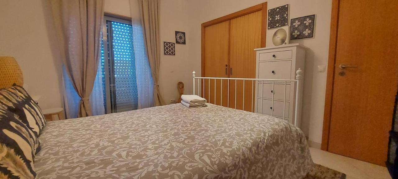 Apartamento Piscina 5 Minutos Praia Alcantarilha Eksteriør billede